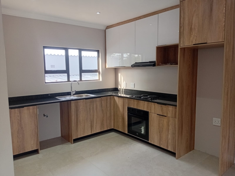 To Let 2 Bedroom Property for Rent in Cambridge West Eastern Cape